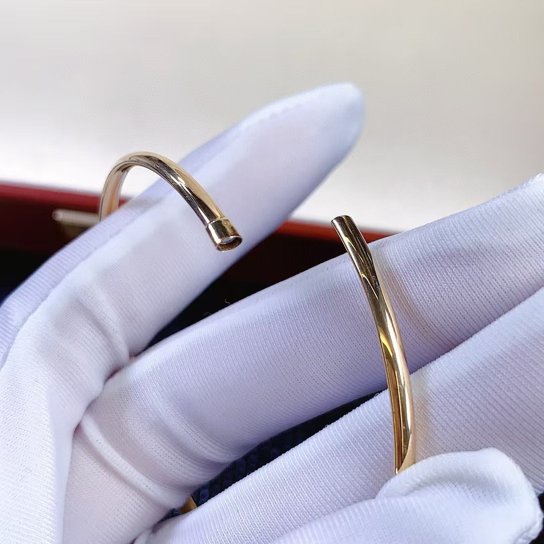 Custom order 18K solid gold bangle