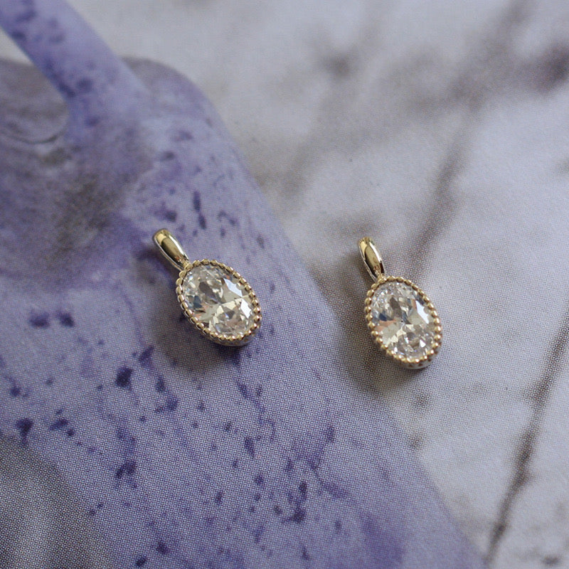 Dainty Vintage 9K Solid Gold CZ Diamond Pendant, solid gold pendant