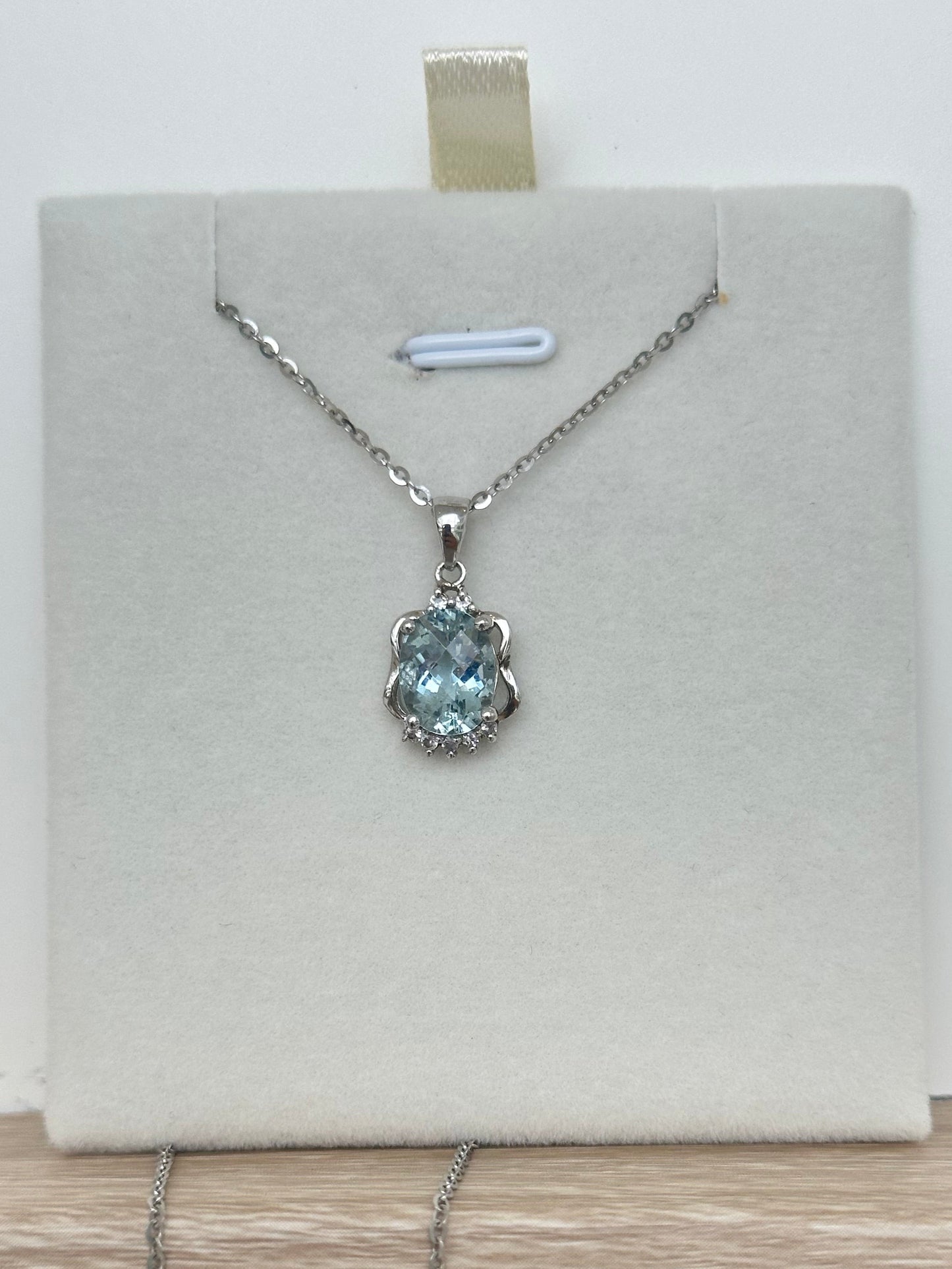 Final sale / S925 sterling silver natural Aquamarine pendant SKU0013