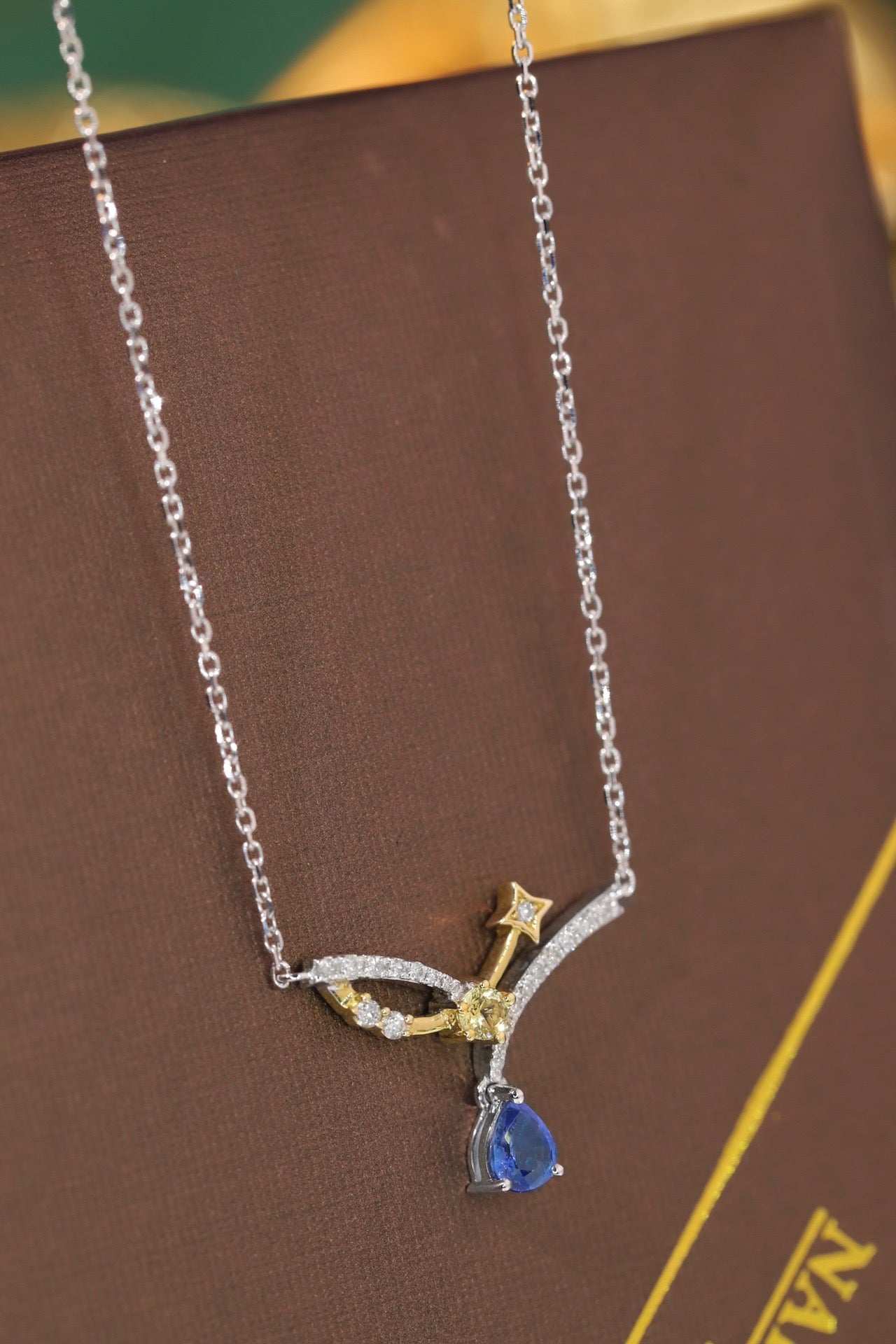 Art Deco 18K Solid Gold genuine Sapphire Diamond Necklace