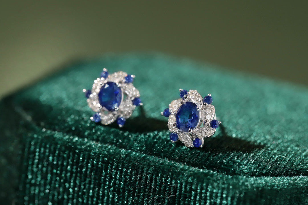 Vintage 18K Solid Gold Genuine Sapphire Diamond Earrings