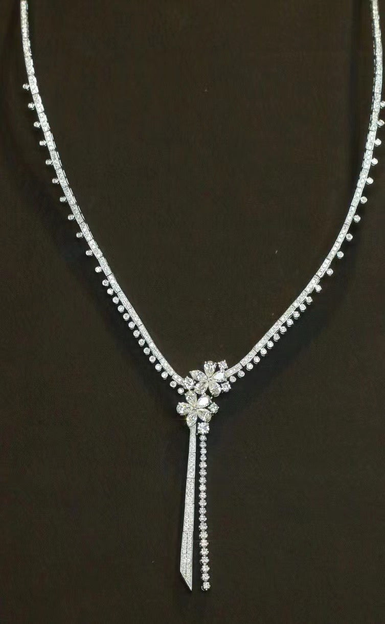 Vintage 18K Solid Gold Full Diamond Flower Necklace, Wedding Necklace, Gift for her