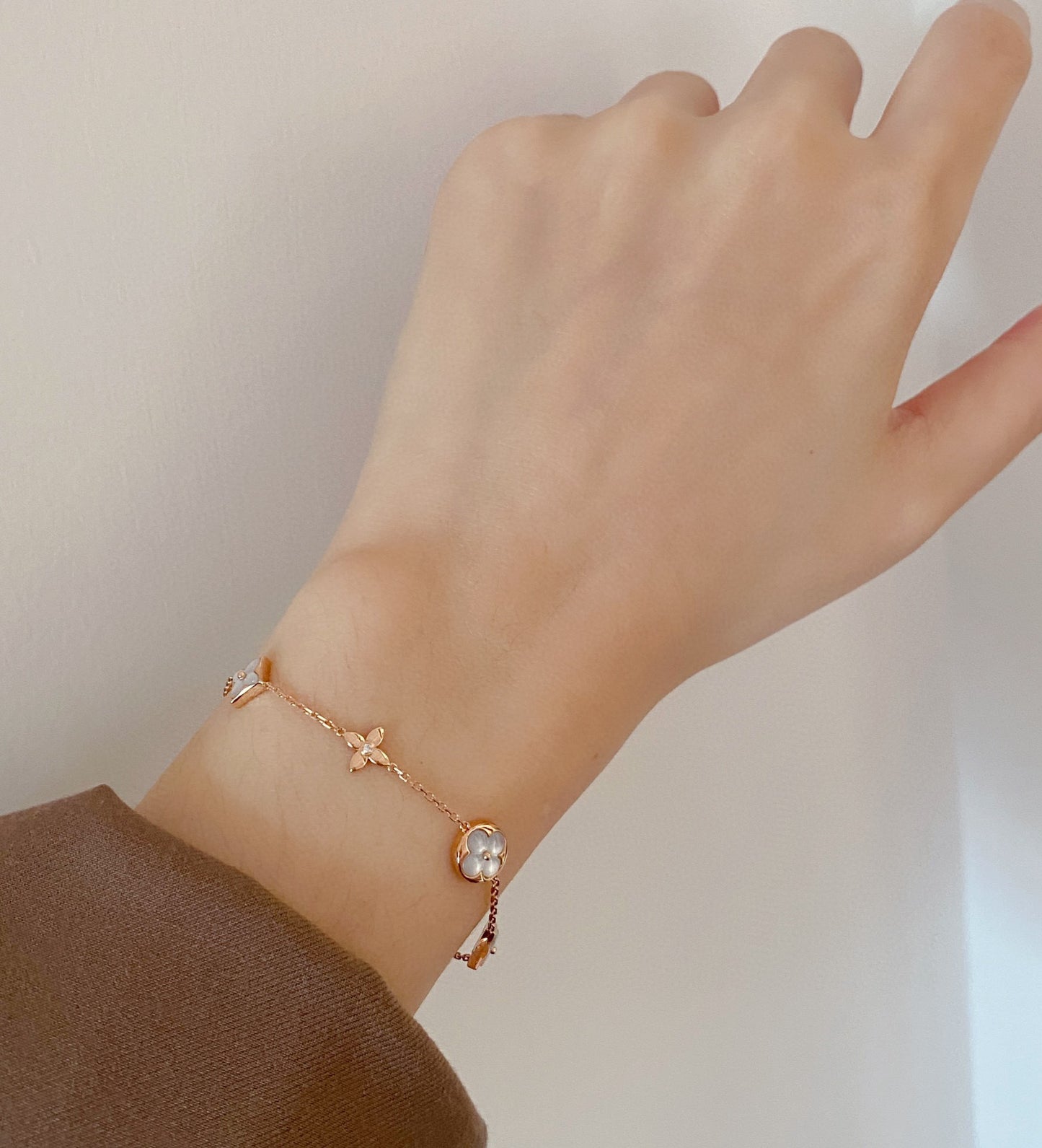 Vintage 18K Solid Gold Diamond Lucky Clover Bracelet, Statement Bracelet, Gift for her