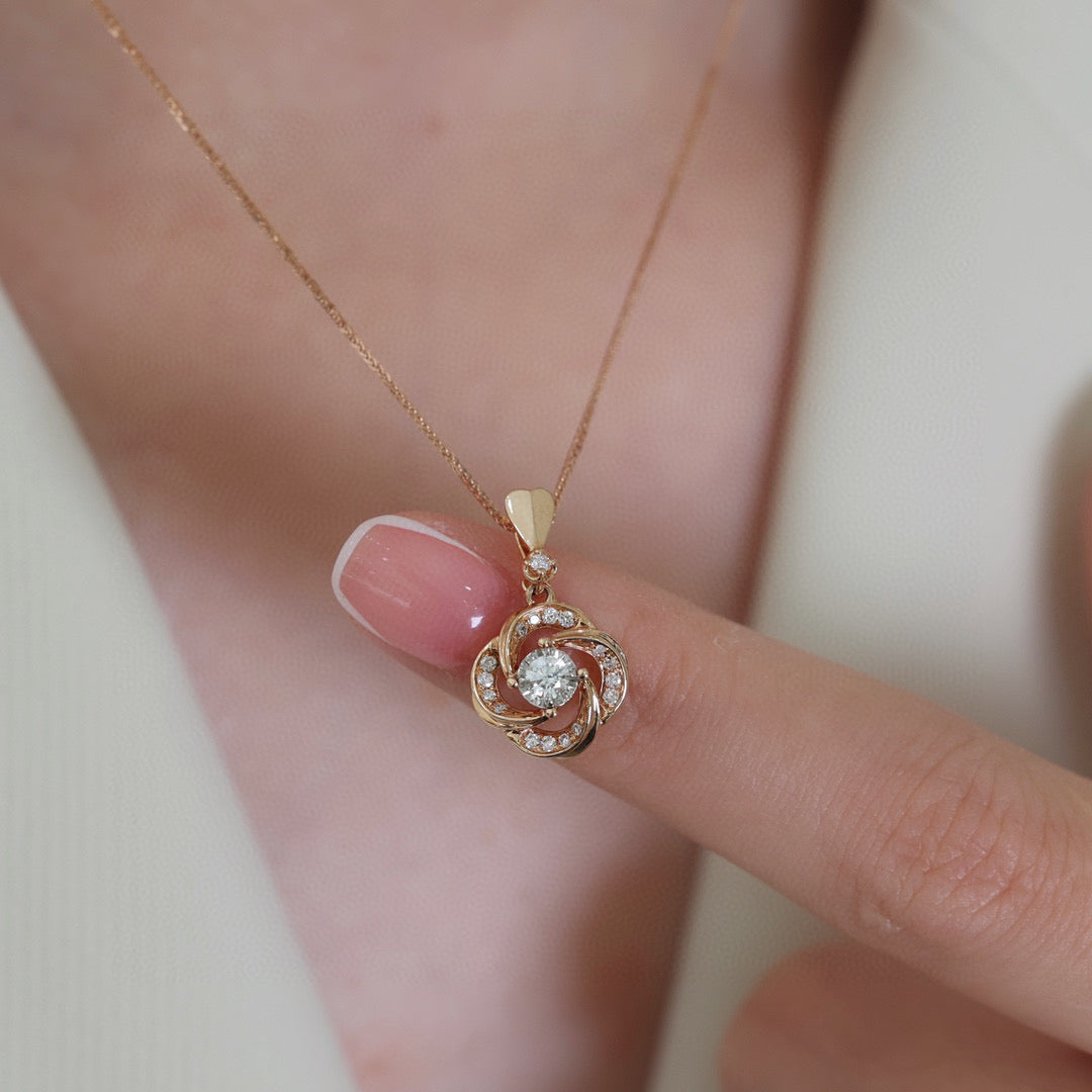 Lucky Clover Diamond Pendant Necklace, 18K Solid Gold Diamond Pendant Necklace