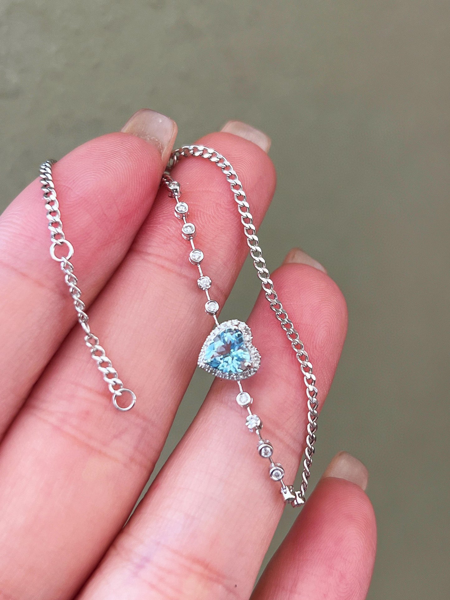 18K Solid gold Aquamarine Diamond Heart bracelet