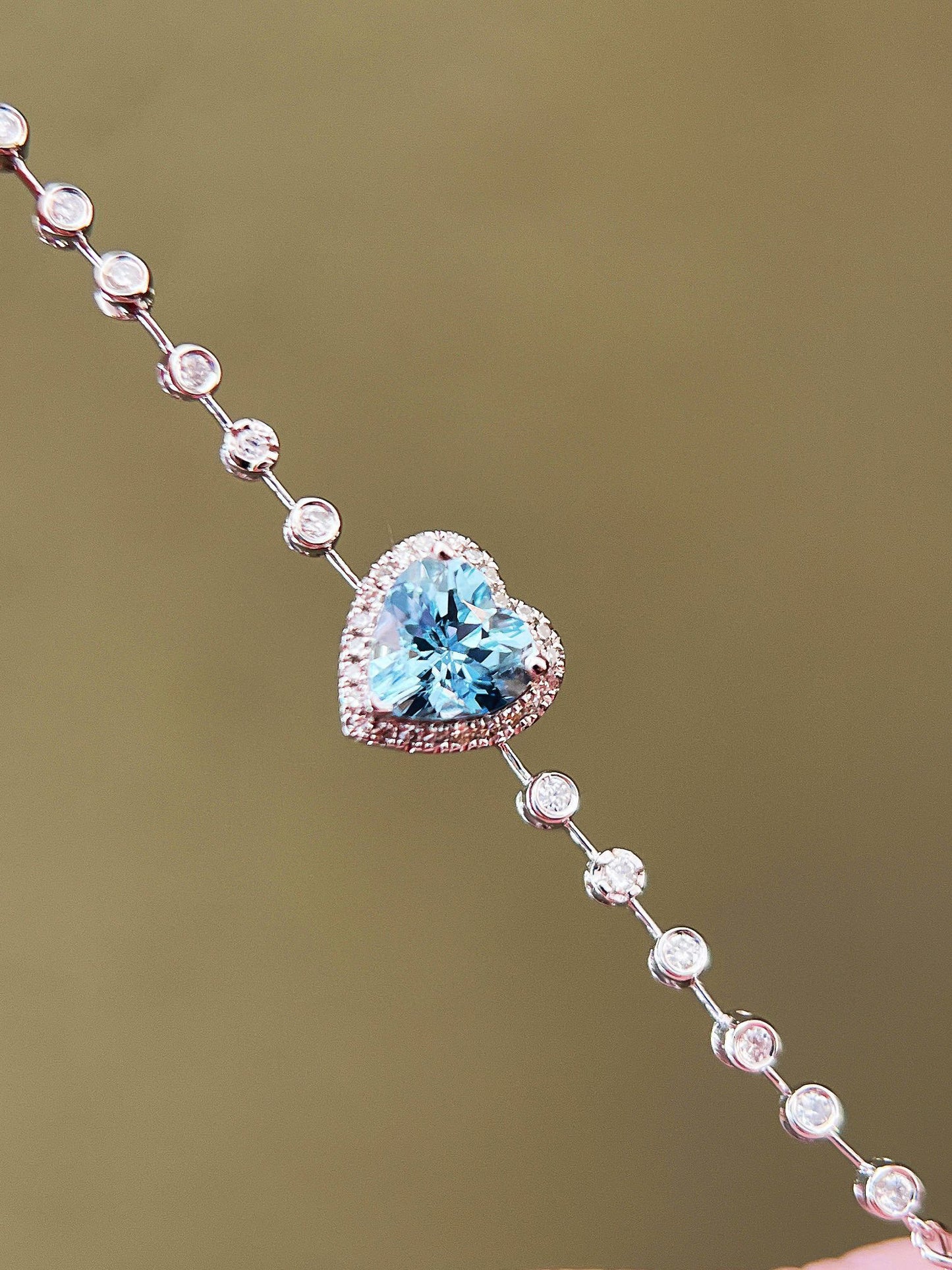 18K Solid gold Aquamarine Diamond Heart bracelet