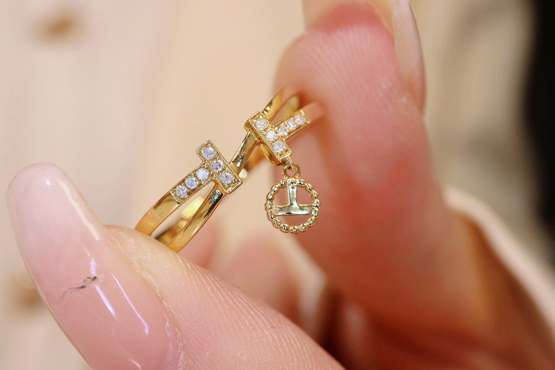 18K Solid Gold Diamond T Band