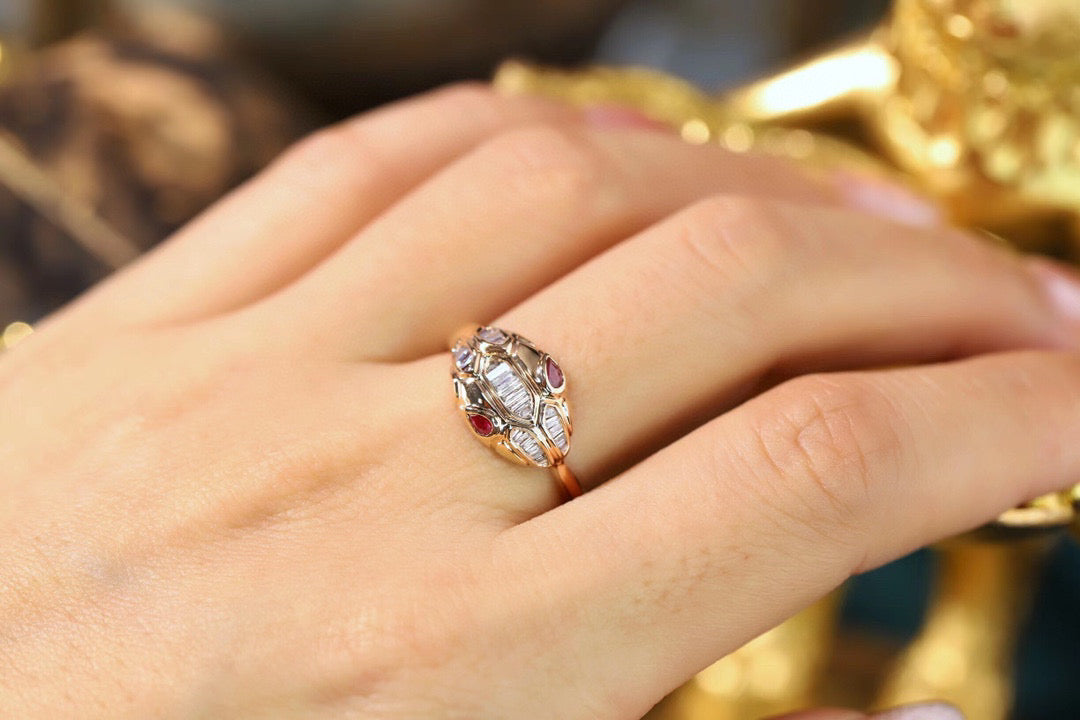 Vintage 18K Solid Gold Ruby Diamond Snake Ring