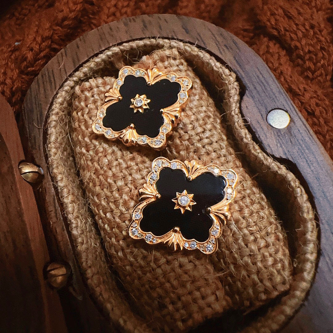 Vintage 18K Solid Gold Diamond Four Leaf Flower Stud Earrings