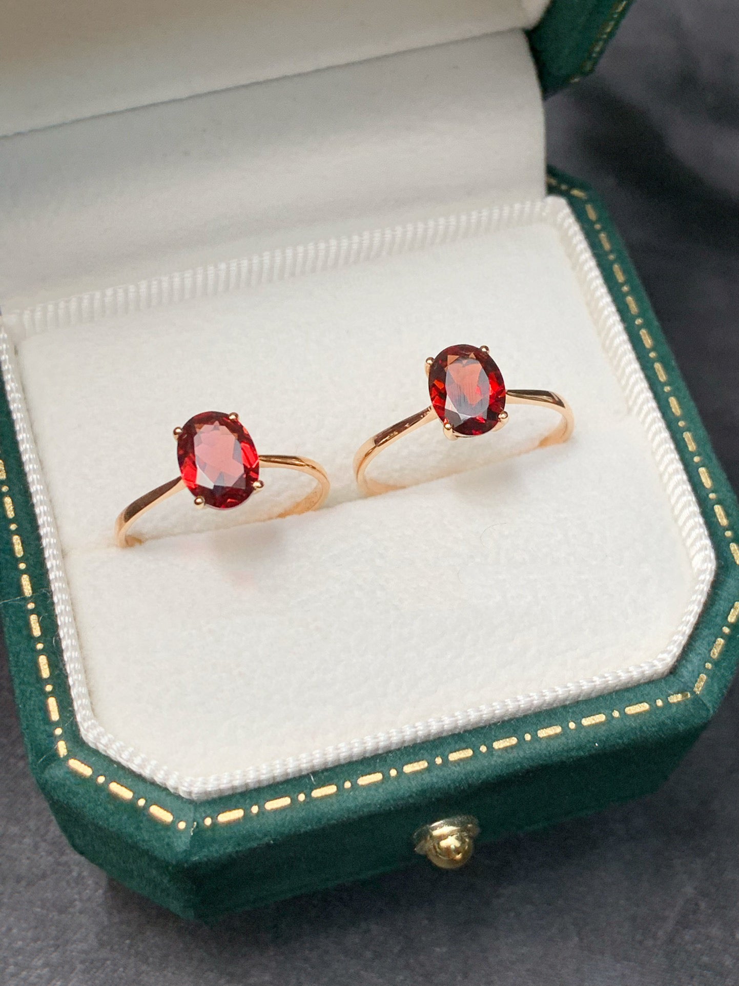 Classic 18K Solid Gold Garnet Ring