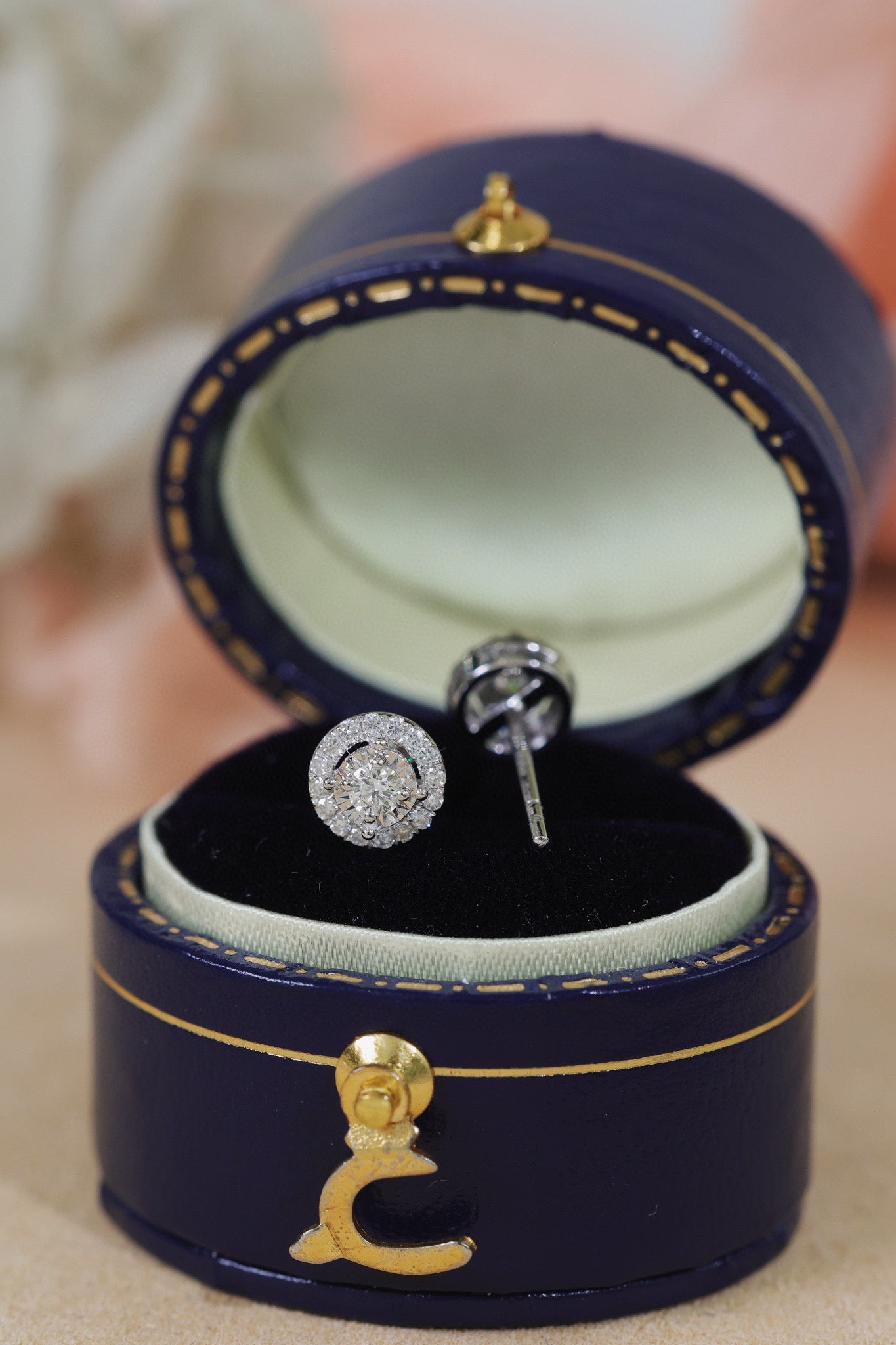 18K Solid Gold Diamond Stud Earrings, Round stud earrings