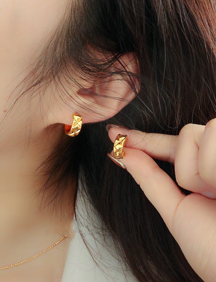 18K Solid Gold Hoop Earrings, 3D Puffy Hoop earrings