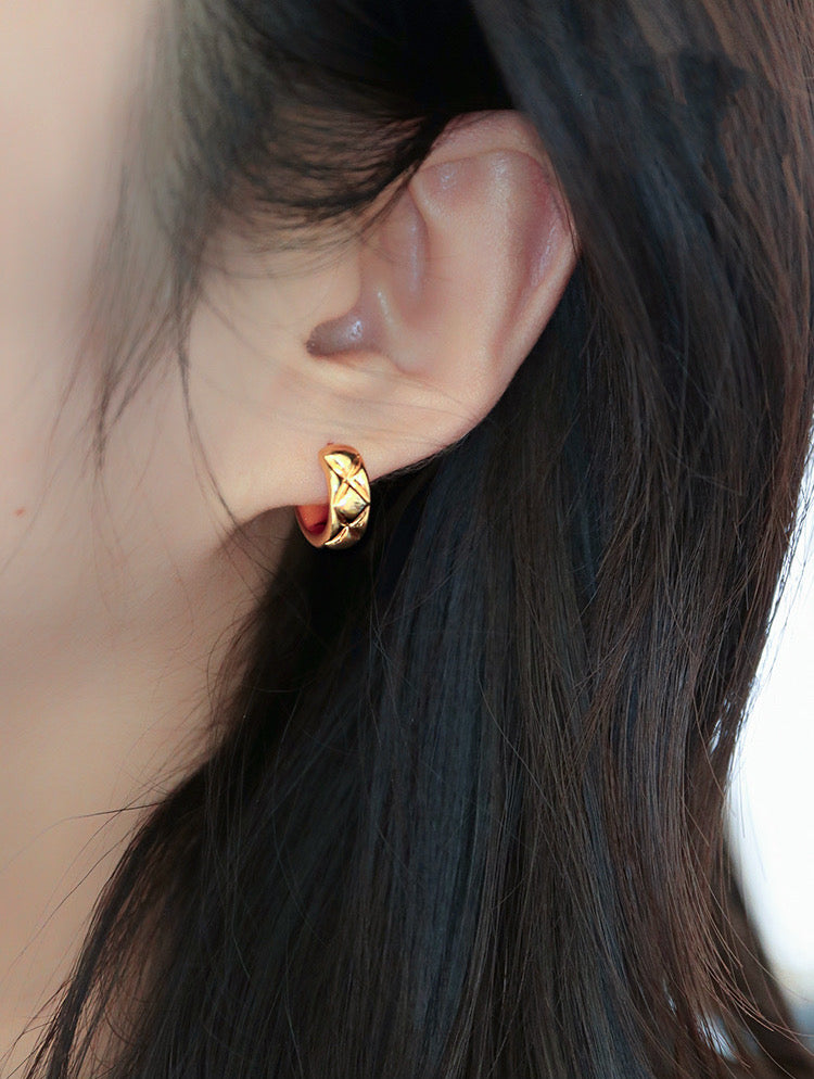 18K Solid Gold Hoop Earrings, 3D Puffy Hoop earrings
