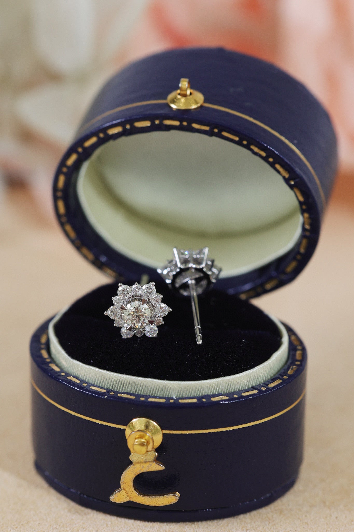 18K Solid Gold Snow Flower Diamond Stud Earrings, Diamond stud earrings