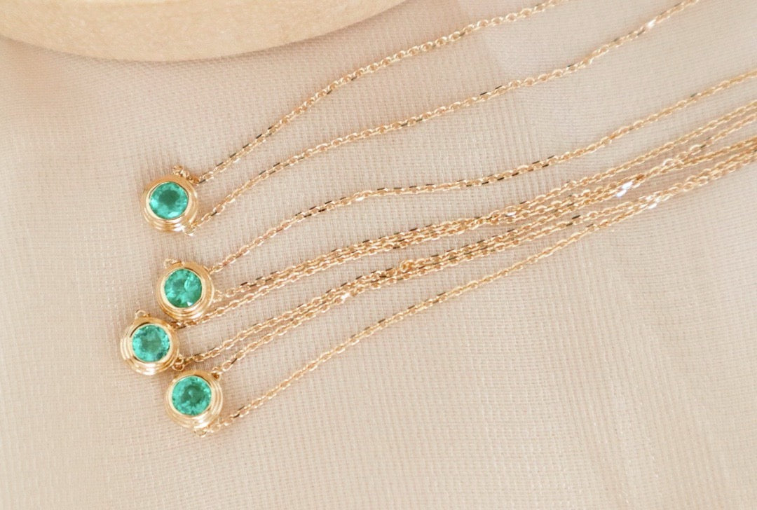 18K solid gold Emerald Necklace, Classic Emerald Charm necklace