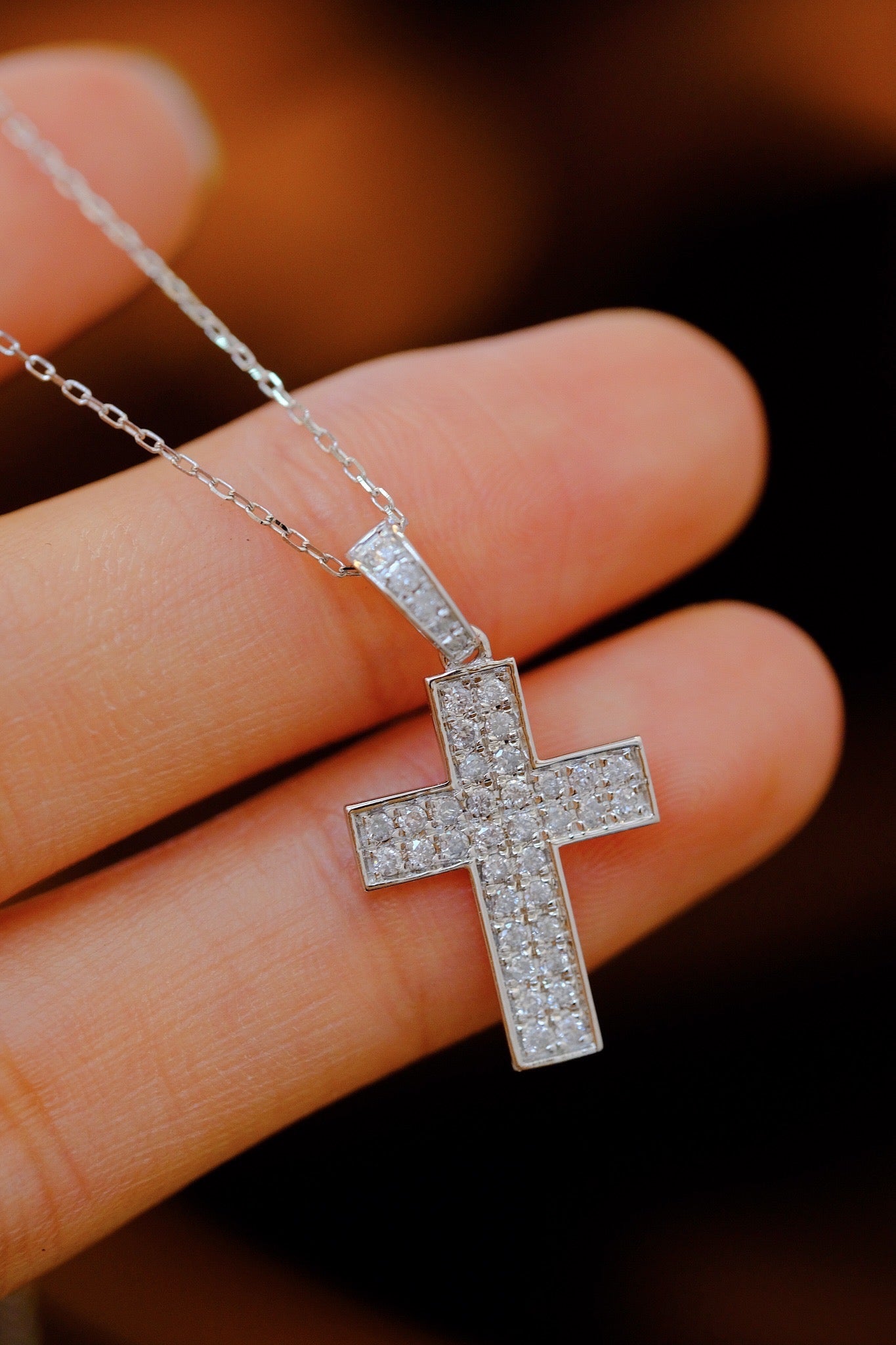 Vintage 18K Solid Gold Full Diamond Cross Pendant Necklace