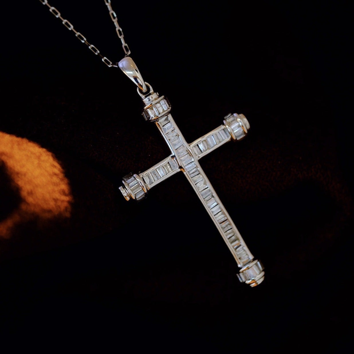 Vintage 18K Solid Gold Full Diamond Cross Pendant Necklace