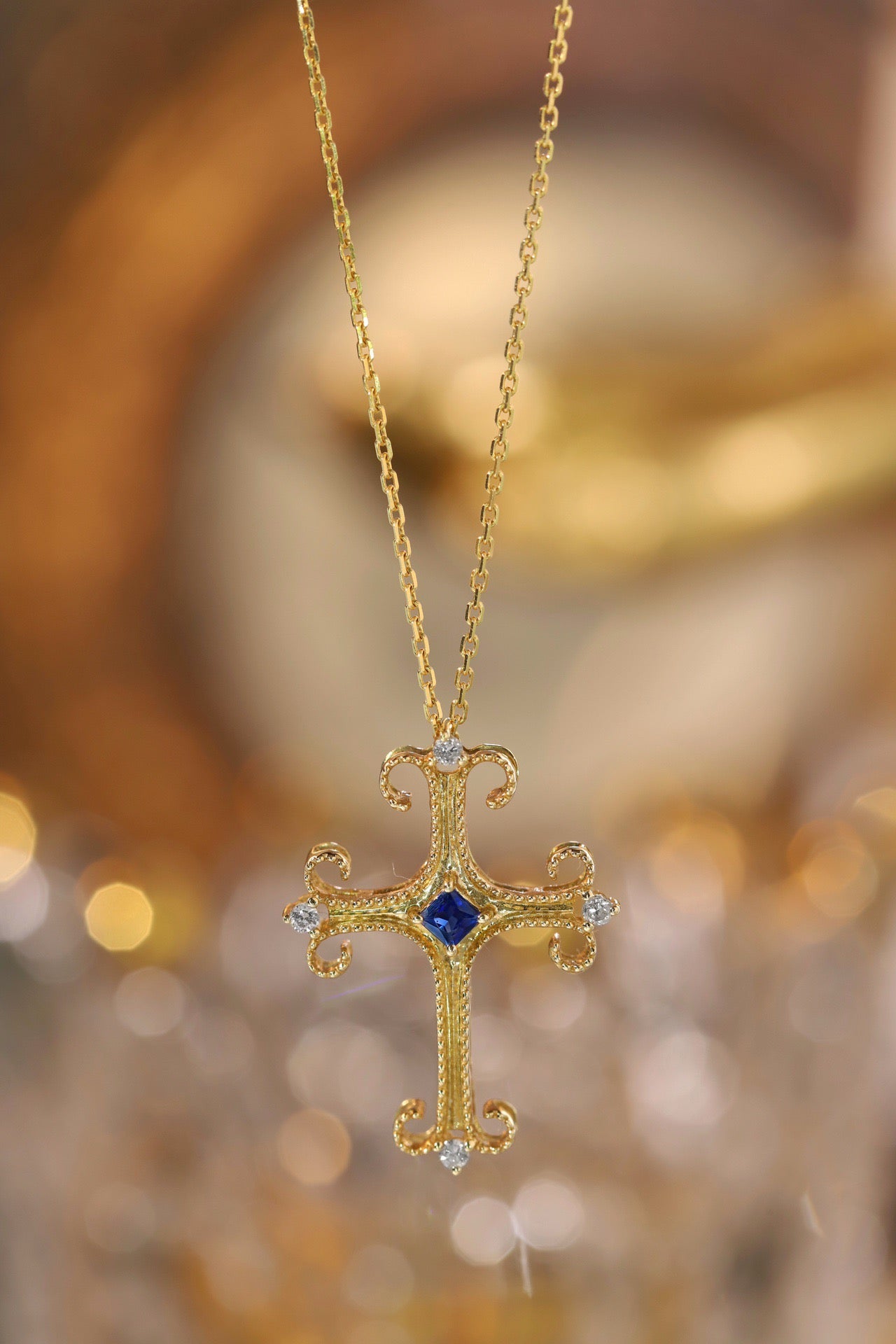 Vintage 18K Solid Gold Genuine Sapphire Cross Pendant Necklace