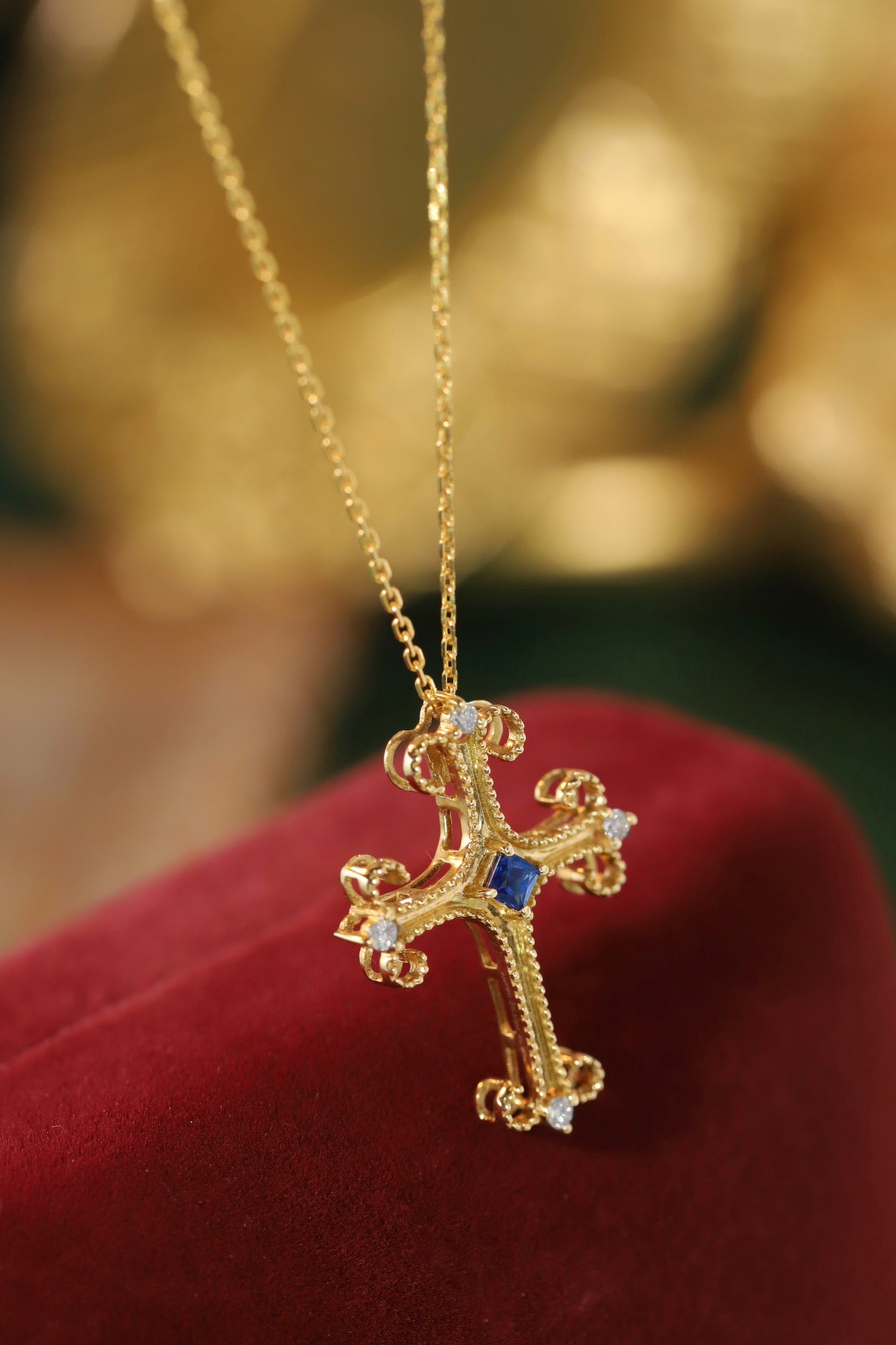 Vintage 18K Solid Gold Genuine Sapphire Cross Pendant Necklace