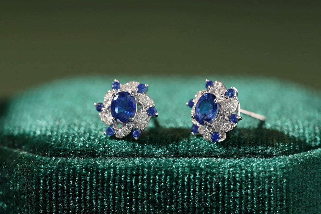 Vintage 18K Solid Gold Genuine Sapphire Diamond Earrings