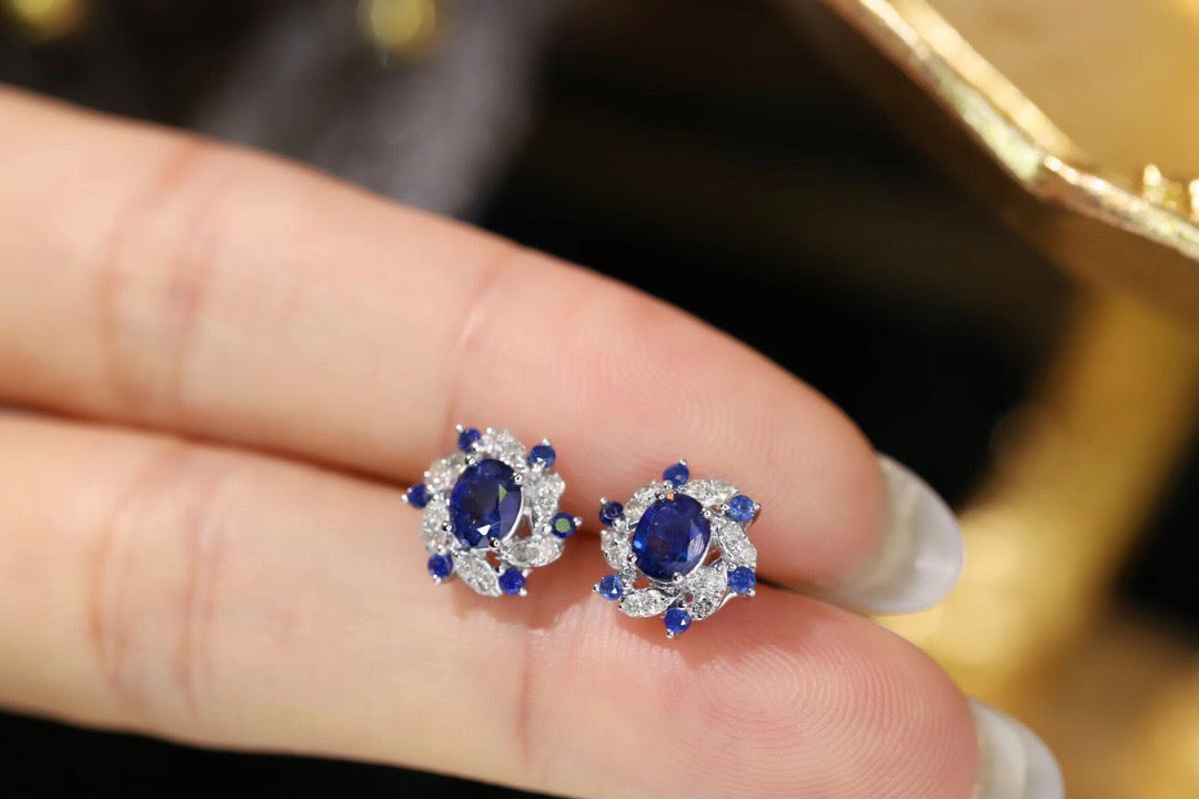 Vintage 18K Solid Gold Genuine Sapphire Diamond Earrings