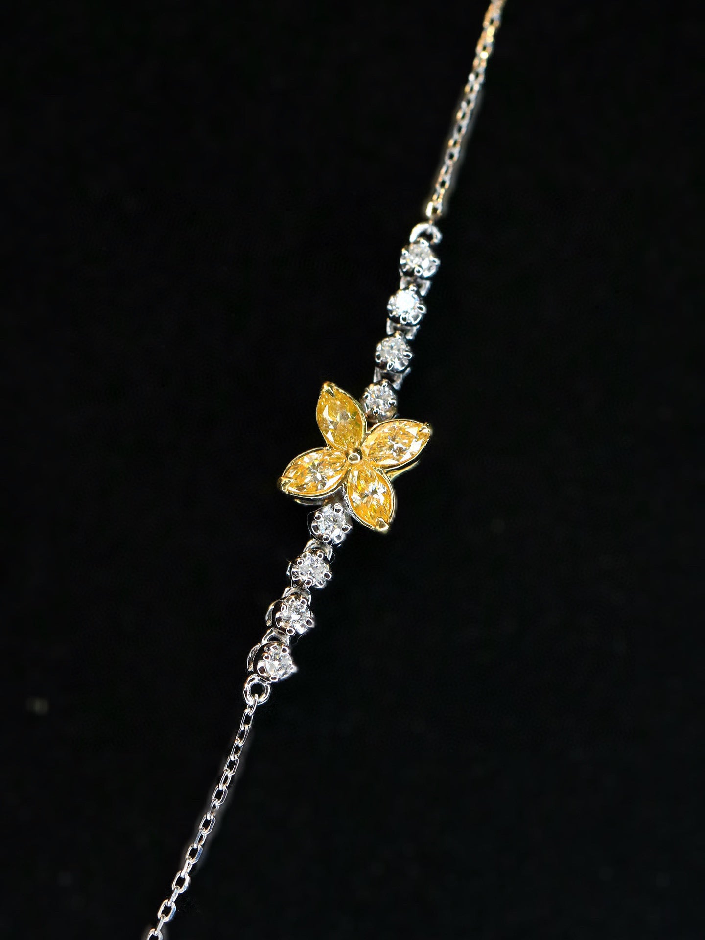 Vintage 18K Solid Gold Yellow Diamond Clover Bracelet, Wedding Bracelet, Gift for her