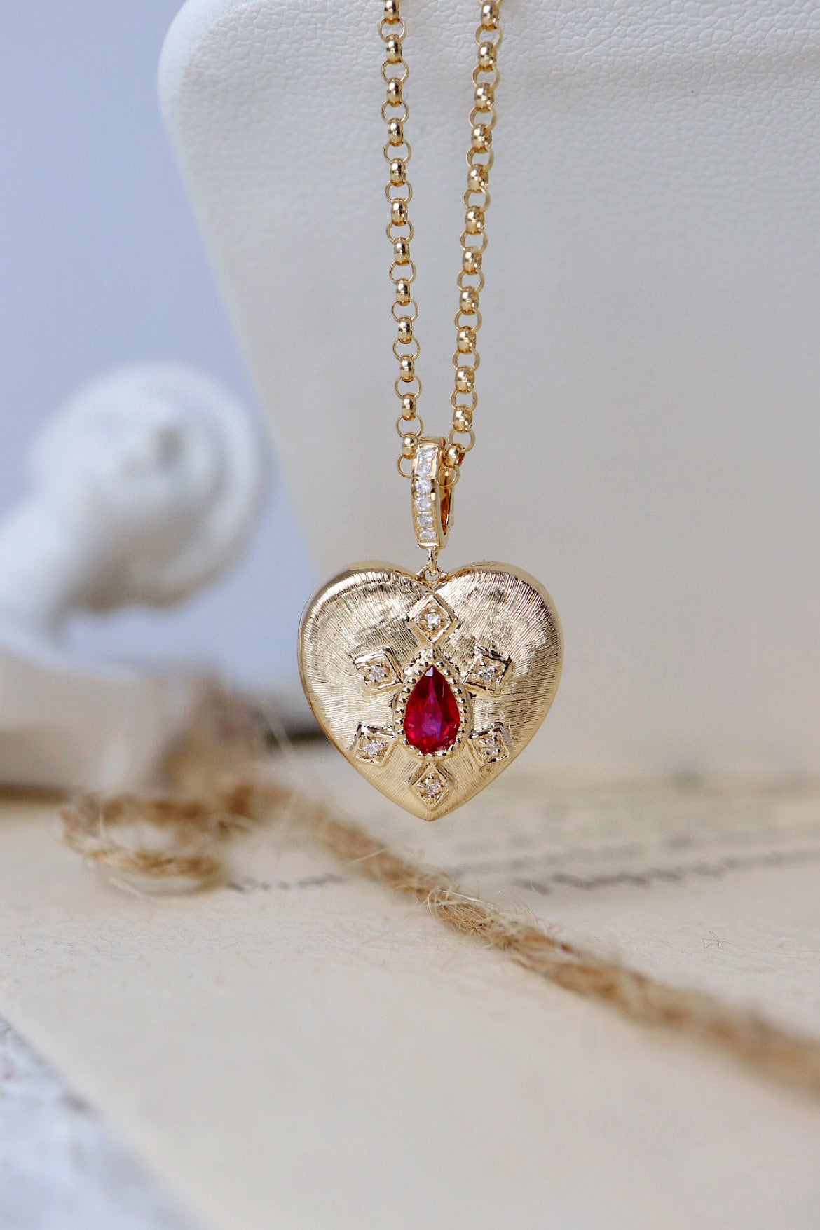 Vintage 18K Solid Gold Genuine Ruby Diamond Heart Pendant