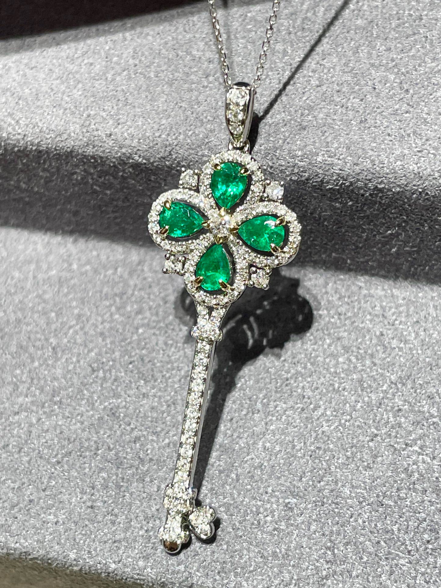 18K Solid Gold Emerald Diamond Key Pendant