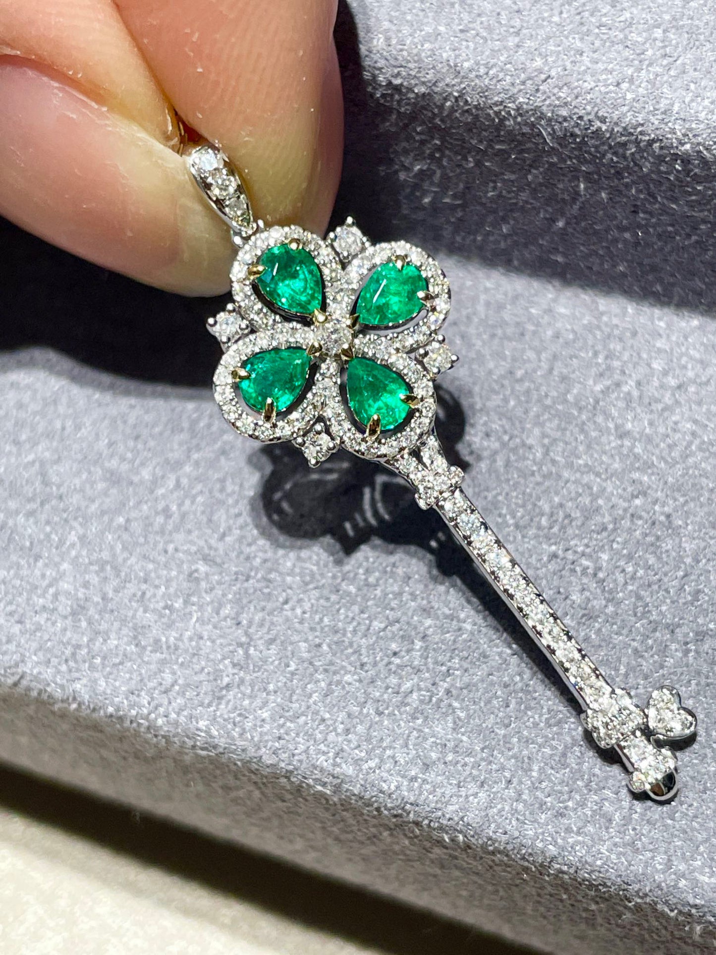 18K Solid Gold Emerald Diamond Key Pendant