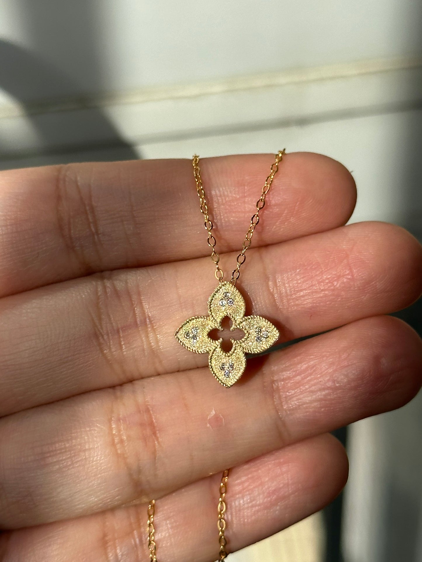 Lucky Four Leaf Flower Diamond Pendant/18K Solid Gold Diamond Clover Pendant/Real Diamond Pendant/Fine Jewelry/Lucky Jewelry/gift for her