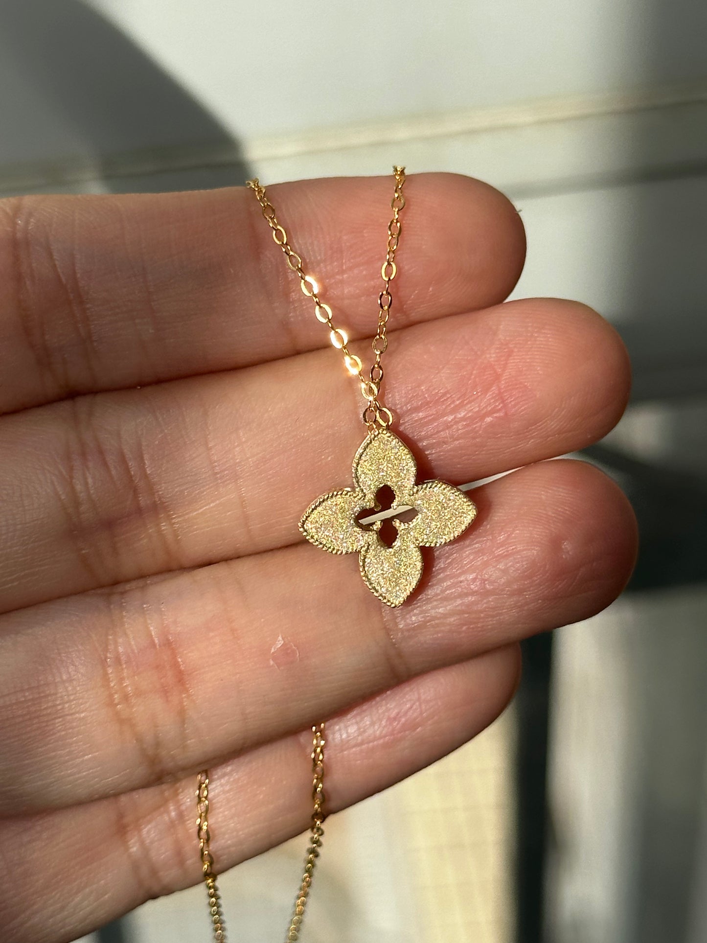 Lucky Four Leaf Flower Diamond Pendant/18K Solid Gold Diamond Clover Pendant/Real Diamond Pendant/Fine Jewelry/Lucky Jewelry/gift for her