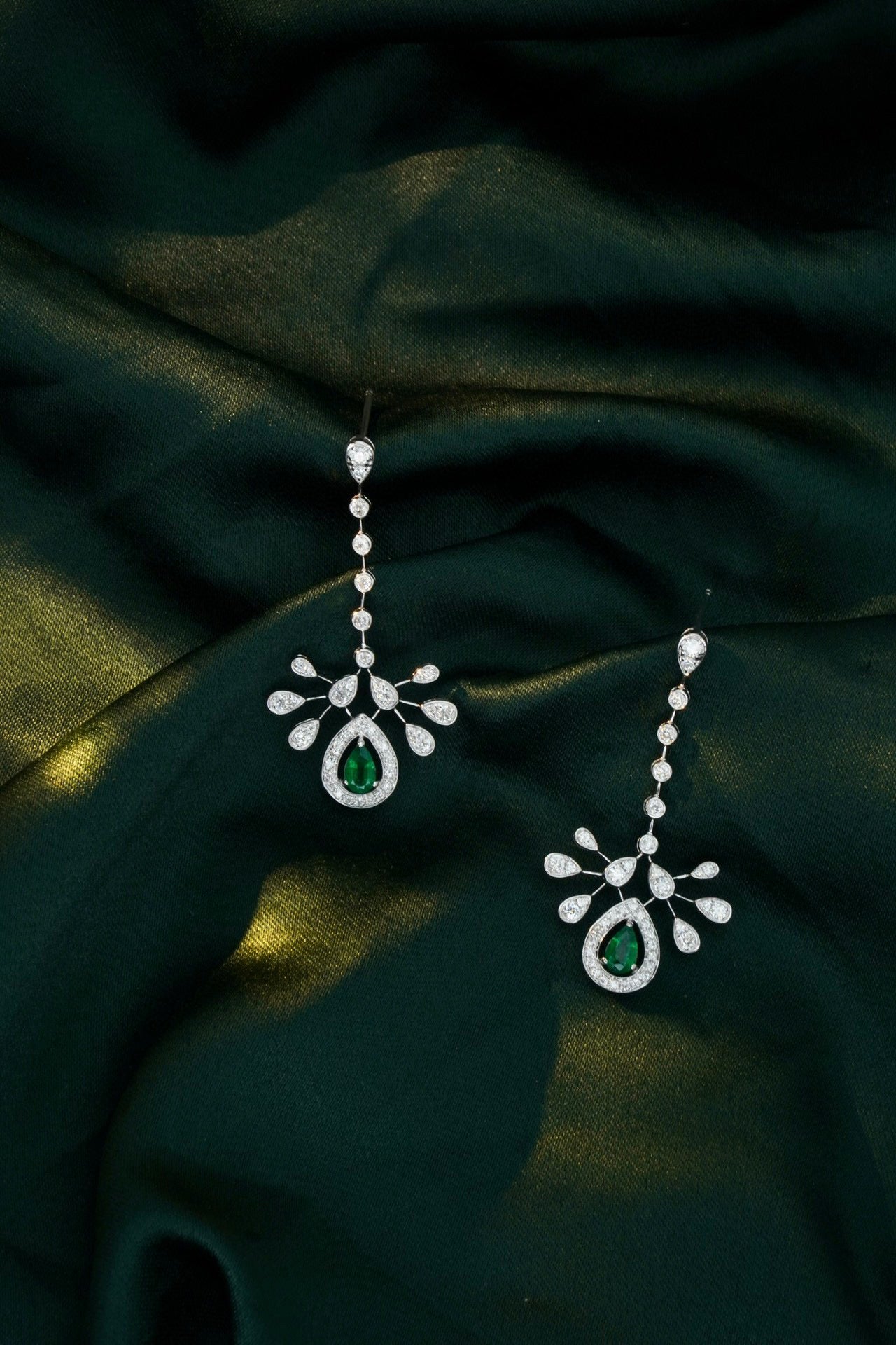 Classic 18K Solid Gold Genuine Emerald Diamond Dangle Earrings, Wedding Earrings