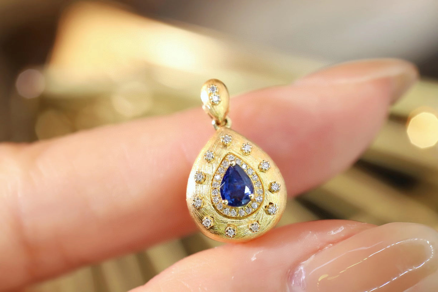 Vintage Gold Sapphire Pendant,18K Solid Gold Natural Sapphire Diamond Pendant