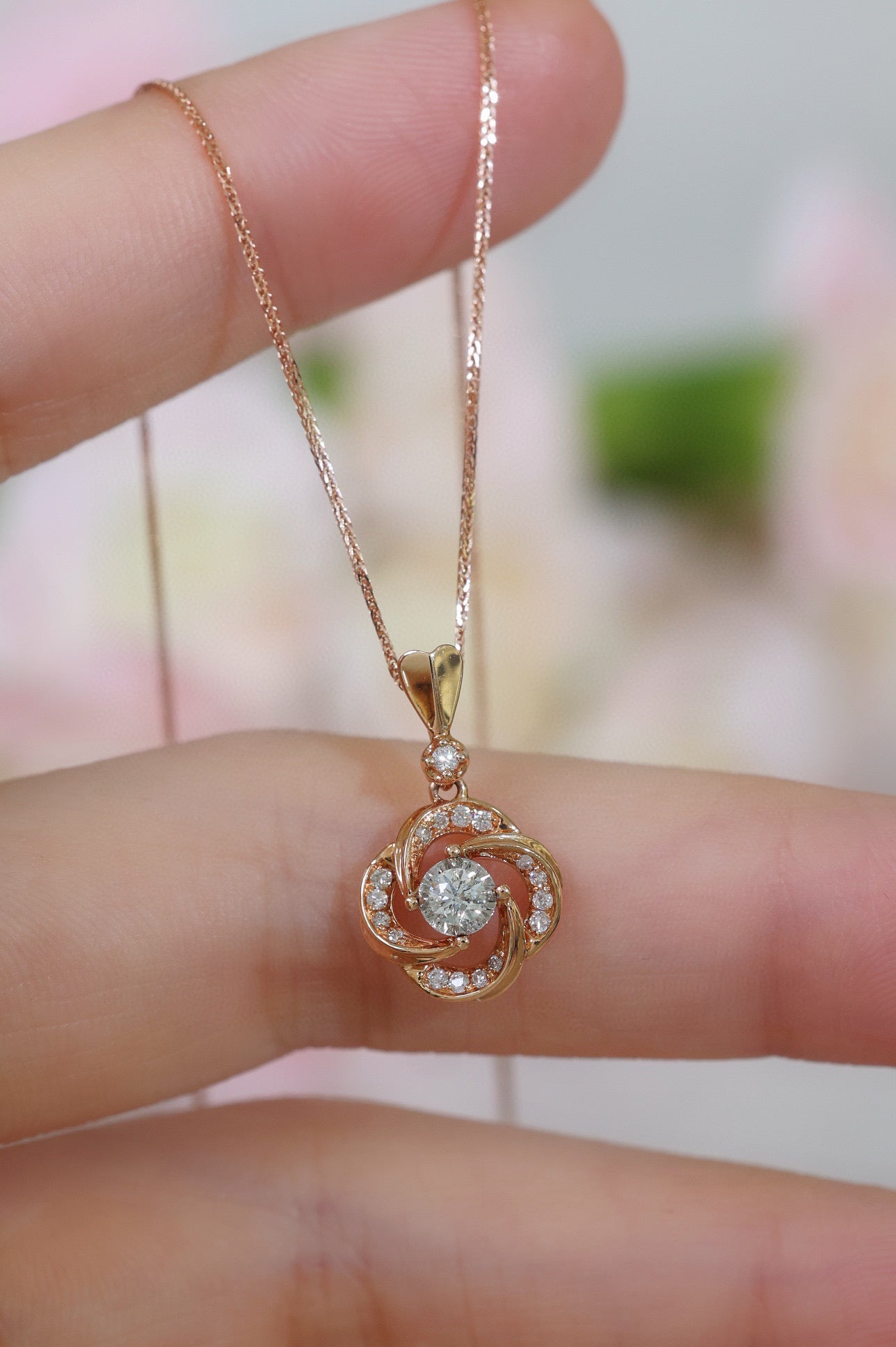 Lucky Clover Diamond Pendant Necklace, 18K Solid Gold Diamond Pendant Necklace