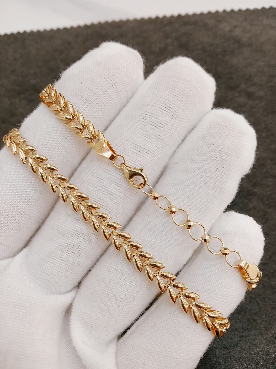 Laurel Leaf Gold Bracelet, 18K Solid gold Adjustable Bracelet