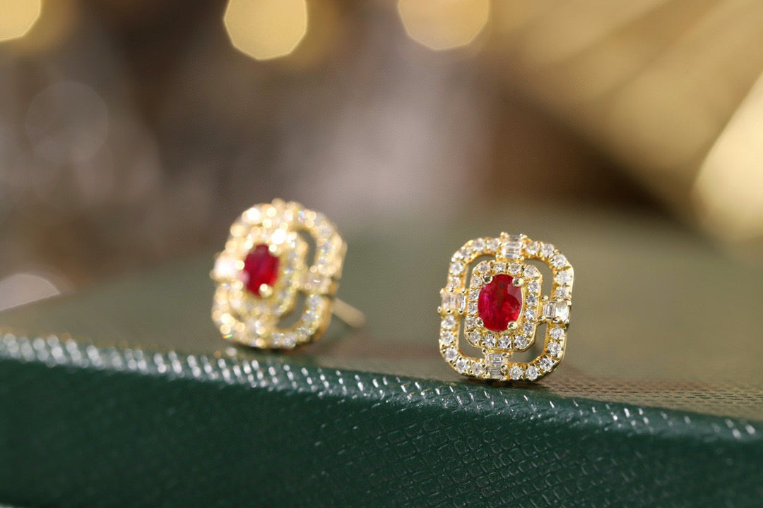 Art Deco 18K Solid Gold Ruby Diamond Stud Earrings