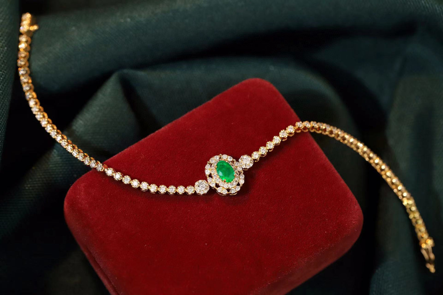 Art Deco 18K Solid Gold Emerald Diamond Bracelet