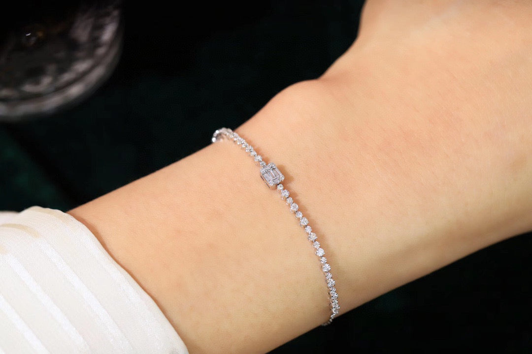 Classic 18K Solid Gold Diamond Bracelet