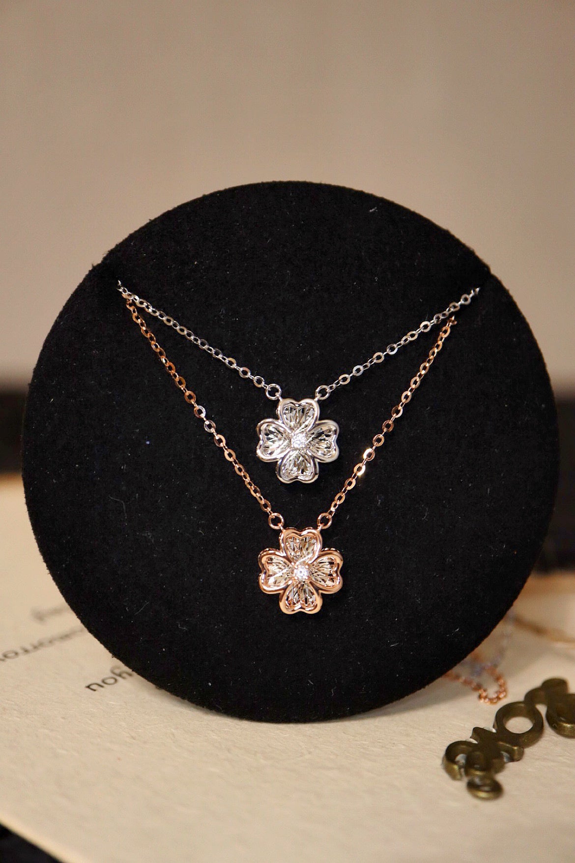 18K Solid Gold Diamond Four leaf flower Pendant Necklace