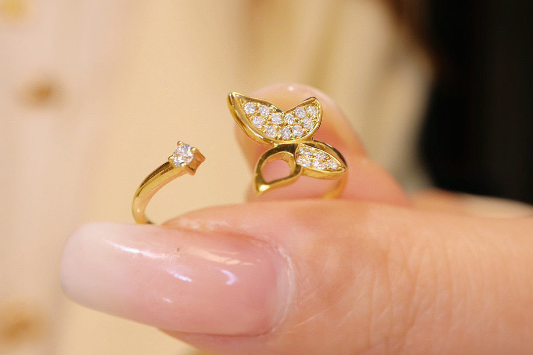 18K Solid Gold Diamond Butterfly Band