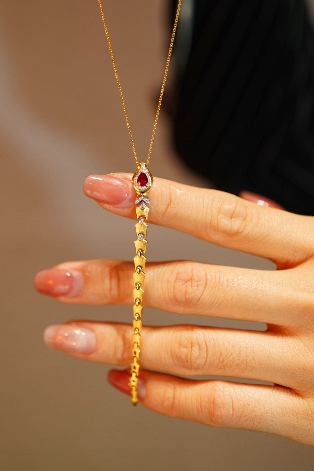 Vintage 18K Solid Gold Ruby Snake Pendant Ring