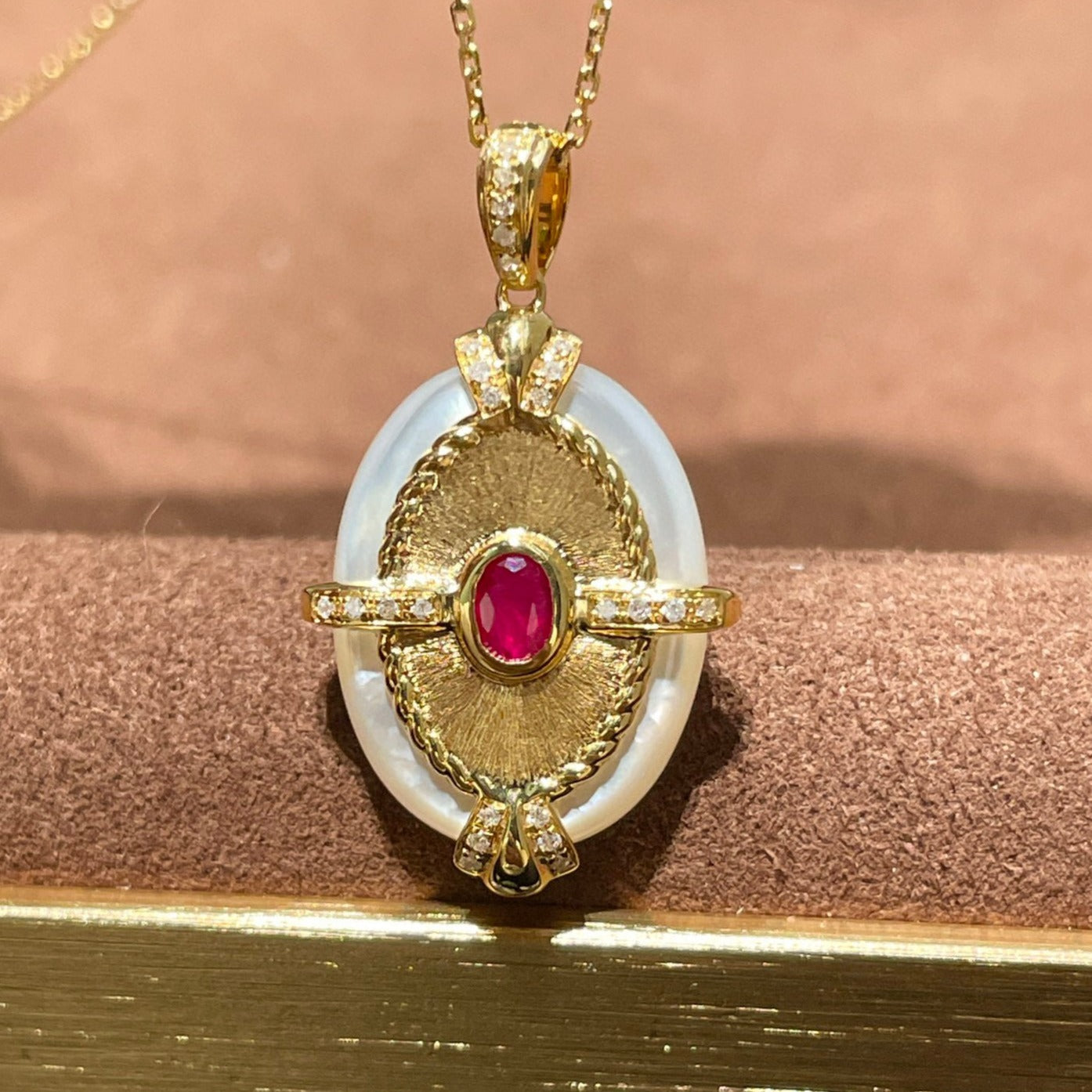 Art Deco 18K Solid Gold Ruby Pendant