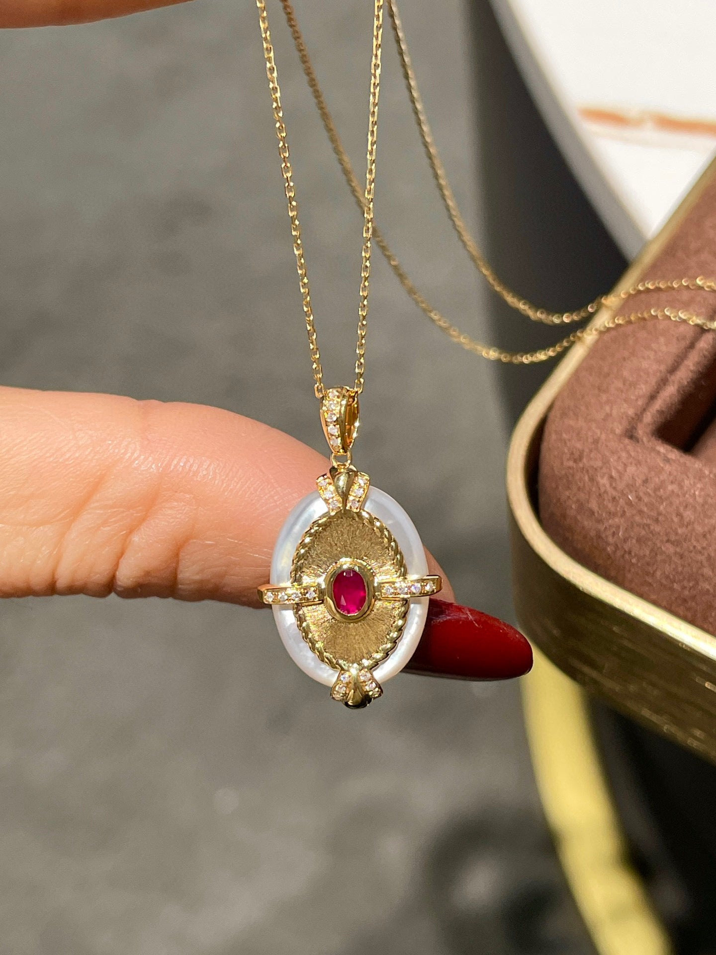 Art Deco 18K Solid Gold Ruby Pendant