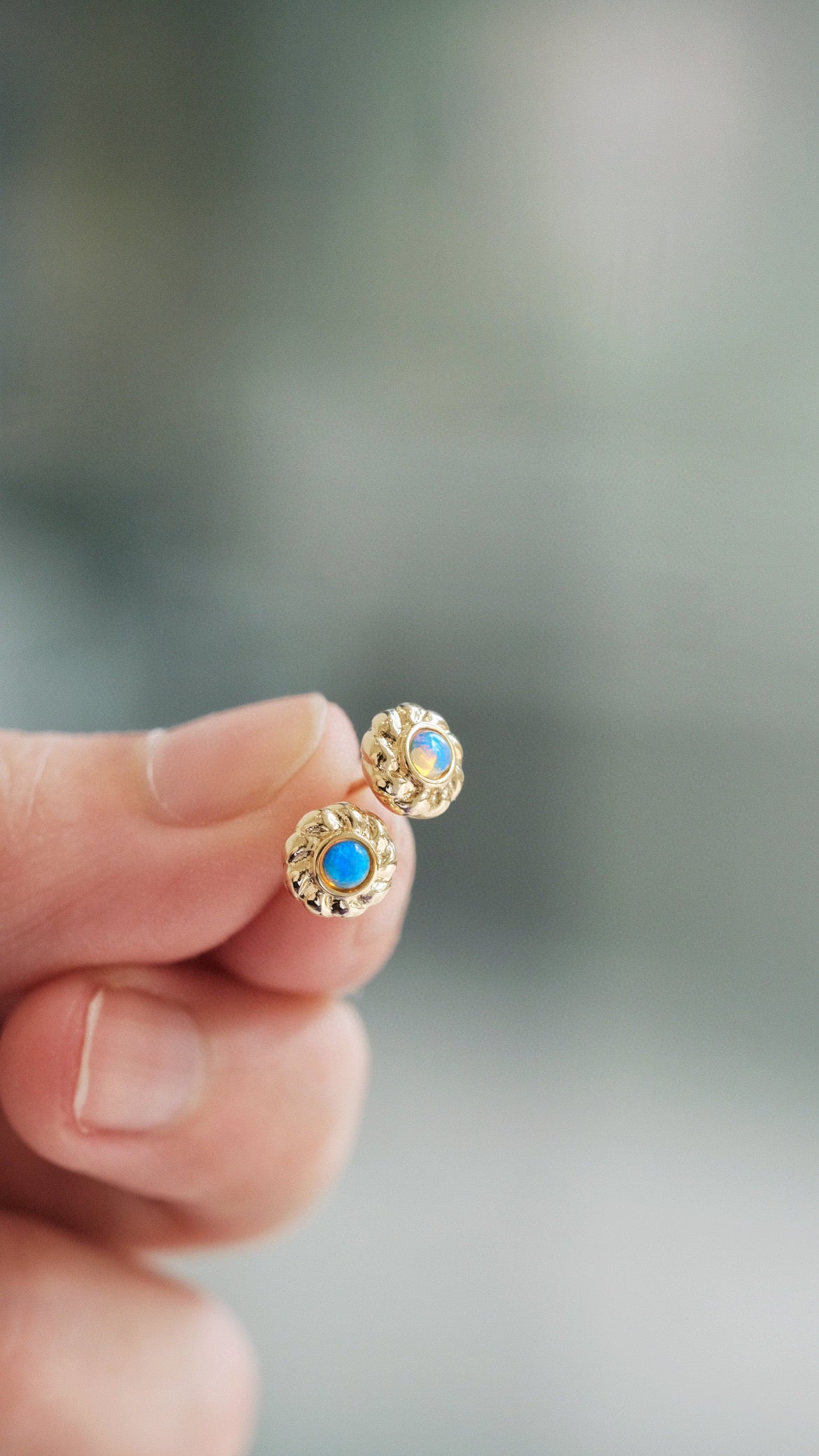 Vintage 18K Solid Gold Opal Stud Earrings