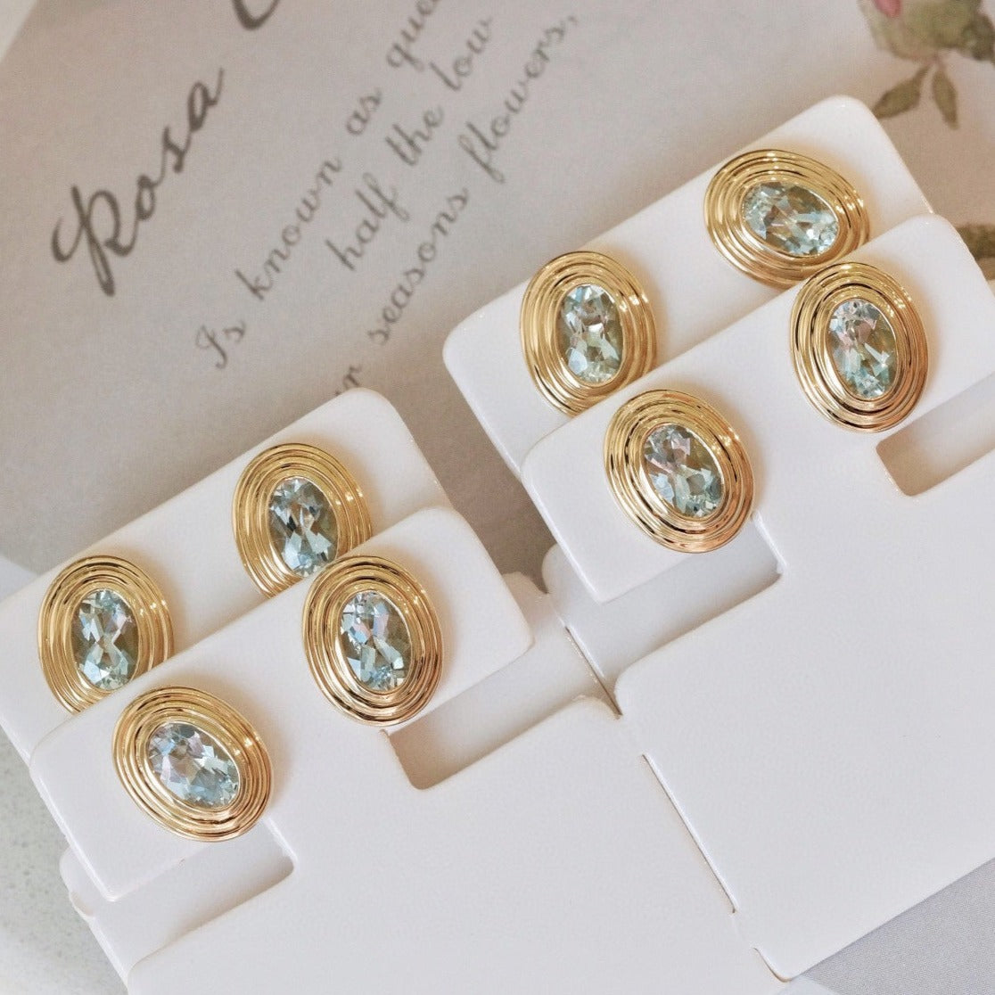 Vintage 18K Solid Gold Aquamarine Stud Earrings