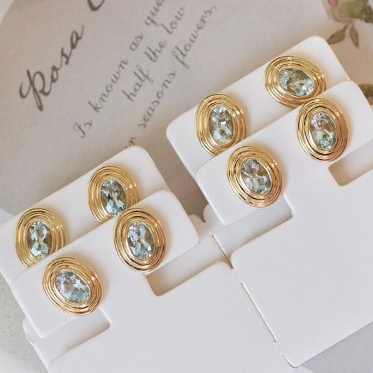 Vintage 18K Solid Gold Aquamarine Stud Earrings