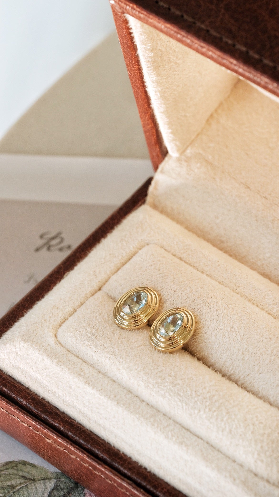 Vintage 18K Solid Gold Aquamarine Stud Earrings