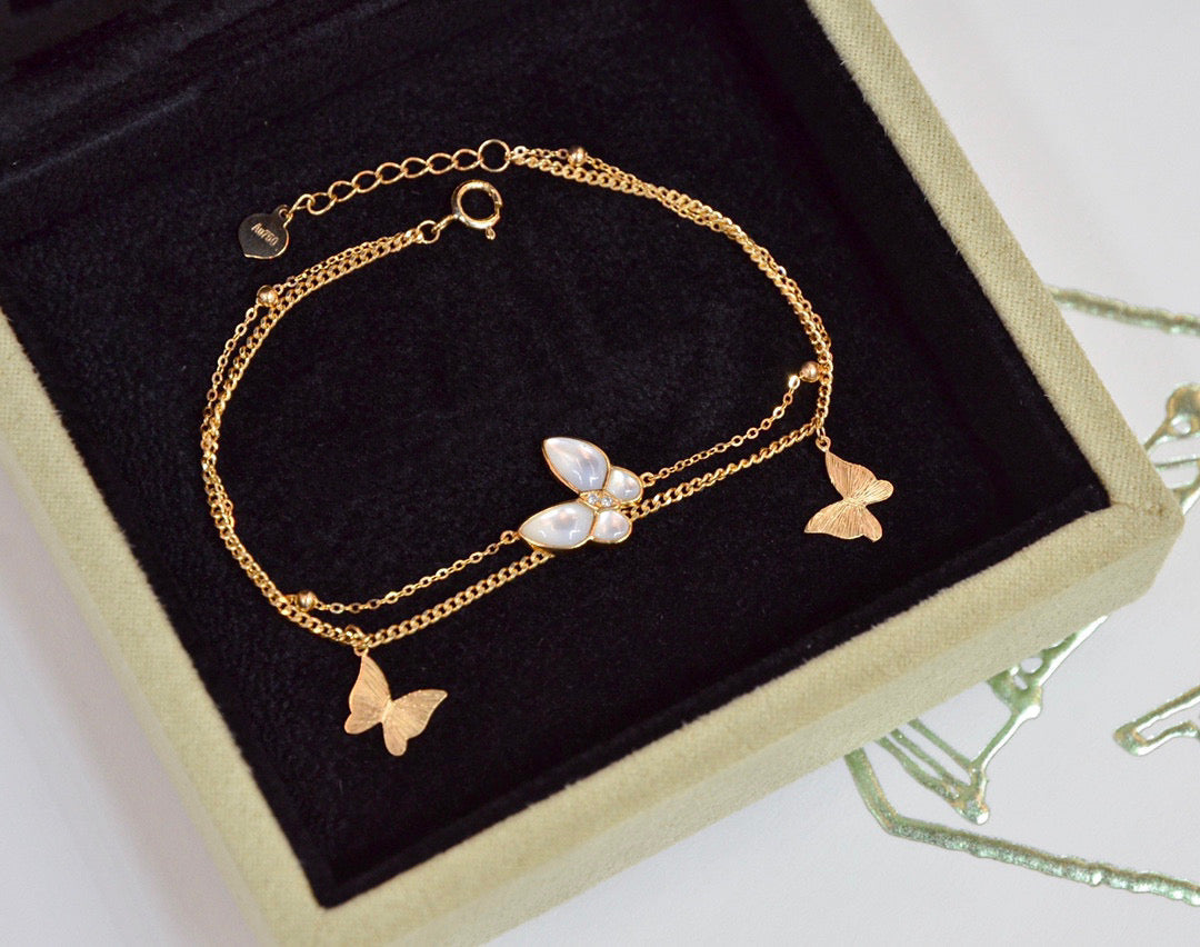 Vintage 18K Solid Gold Butterfly Bracelet