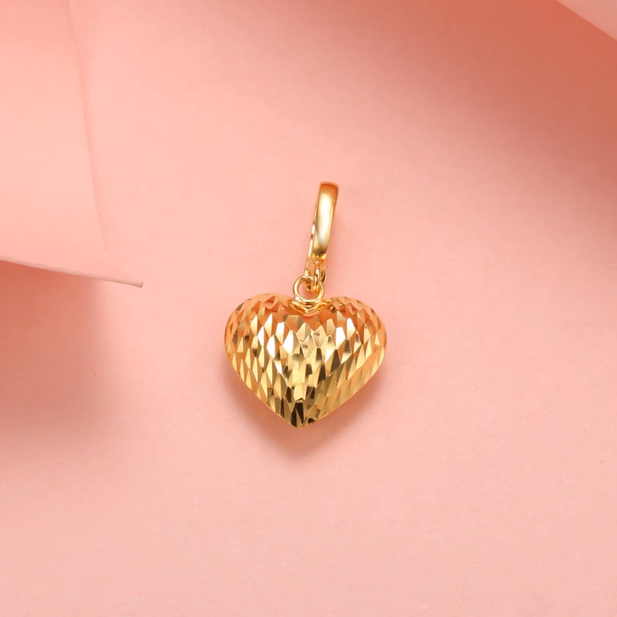 Faceted Puffy Heart Pendant/Art Deco Heart 18K Solid gold pendant