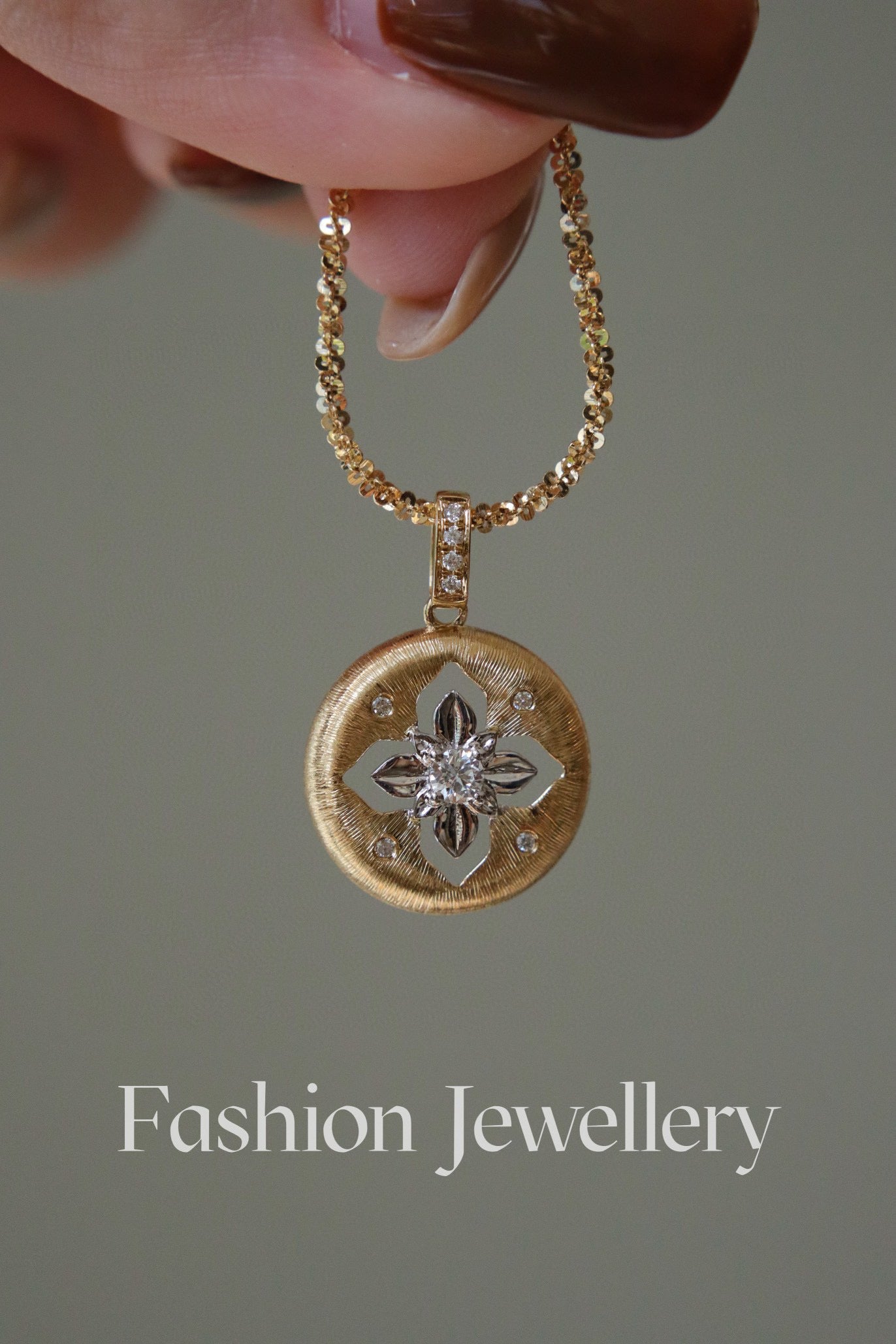 18K Solid Gold Diamond Clover Pendant